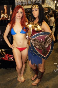 supergirl and wonderwoman cosplayer.jpg