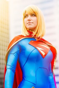 supergirl cosplayer is beautiful.jpg