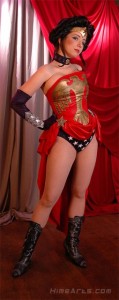 sexy wonder woman cosplayer (10).jpg