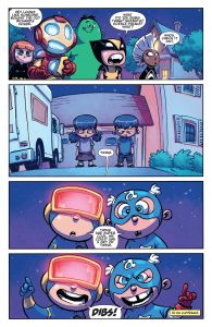 Comic Books movie reflections (Giant-Size Little Marvel - AvX 001).jpg