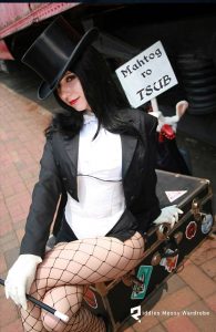 Zatanna Cosplay by Riddle.jpg