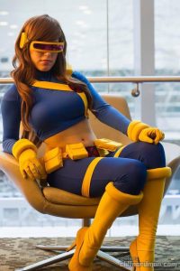 female cyclops cosplay.jpg